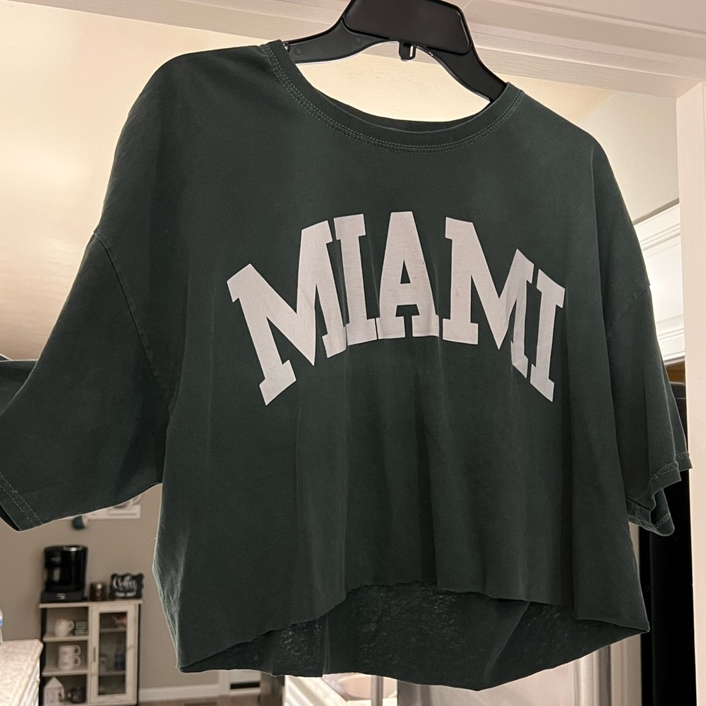 Cropped t-shirt